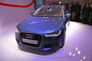 audi-a6-avant-2011-2
