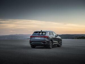 audi-q5-2024-02
