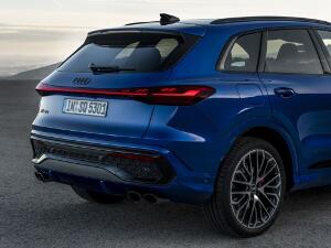 audi-sq5-2024-04