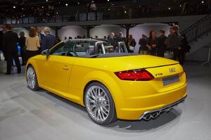 audi-tt-roadster-2014-04
