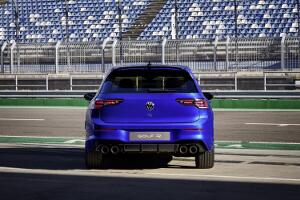 vw-golf-8-r-2024-03