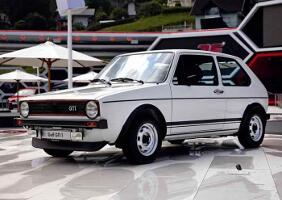 vw-golf-1-gti-03