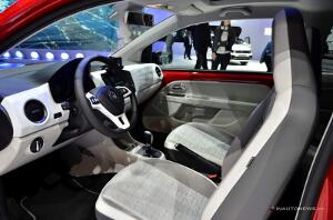 vw-up-04
